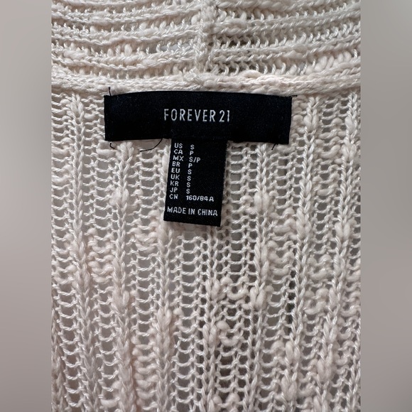 Sleeveless cream knit cardigan - Picture 2 of 2